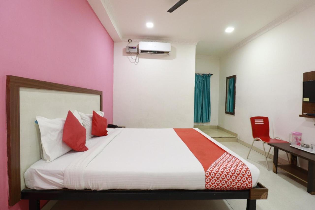 Hotel Abhimani Inn Bangalore Esterno foto