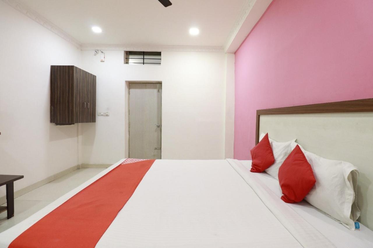 Hotel Abhimani Inn Bangalore Esterno foto
