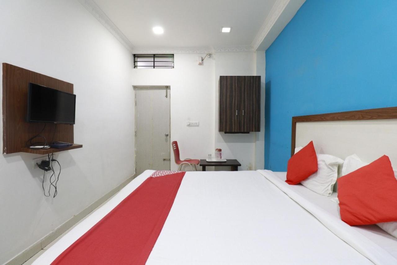 Hotel Abhimani Inn Bangalore Esterno foto