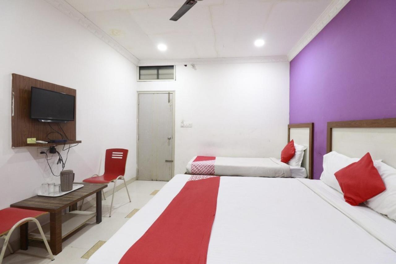 Hotel Abhimani Inn Bangalore Esterno foto
